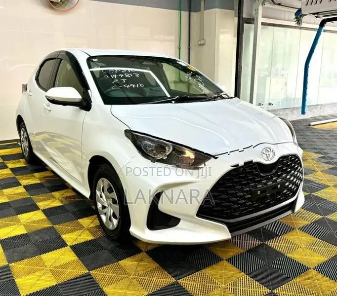 Toyota Yaris X Limited 4way CAM 2025