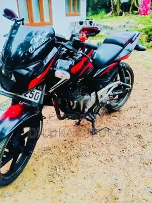 Bajaj Pulsar 180 2015