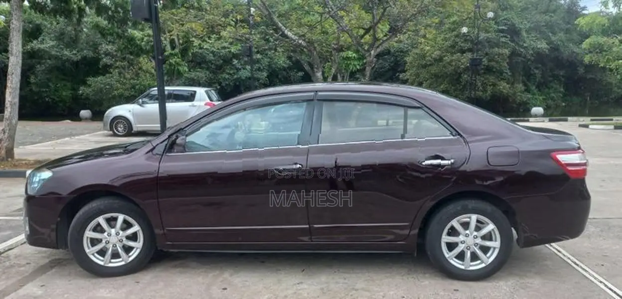 Toyota Premio 2011