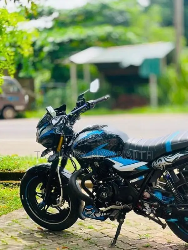 Bajaj Discover 125 2025