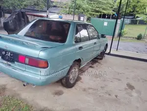 Nissan Sunny 1993