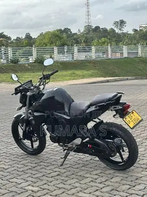 Yamaha FZs V2 2017