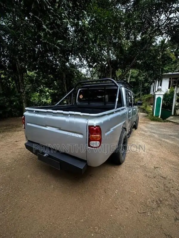 Mahindra Scorpio Pikup 2011