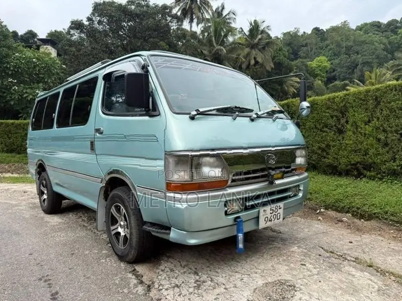 Toyota Dolphin LH113 1991