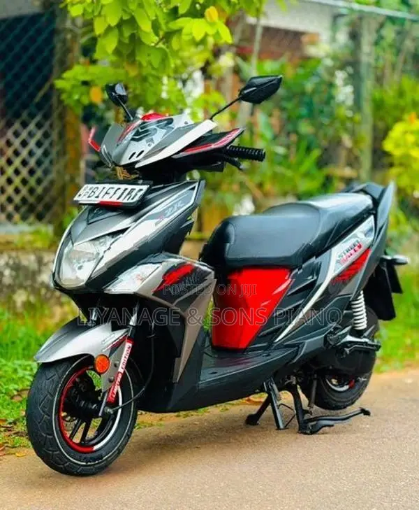 Yamaha Ray ZR Street Rally 2020