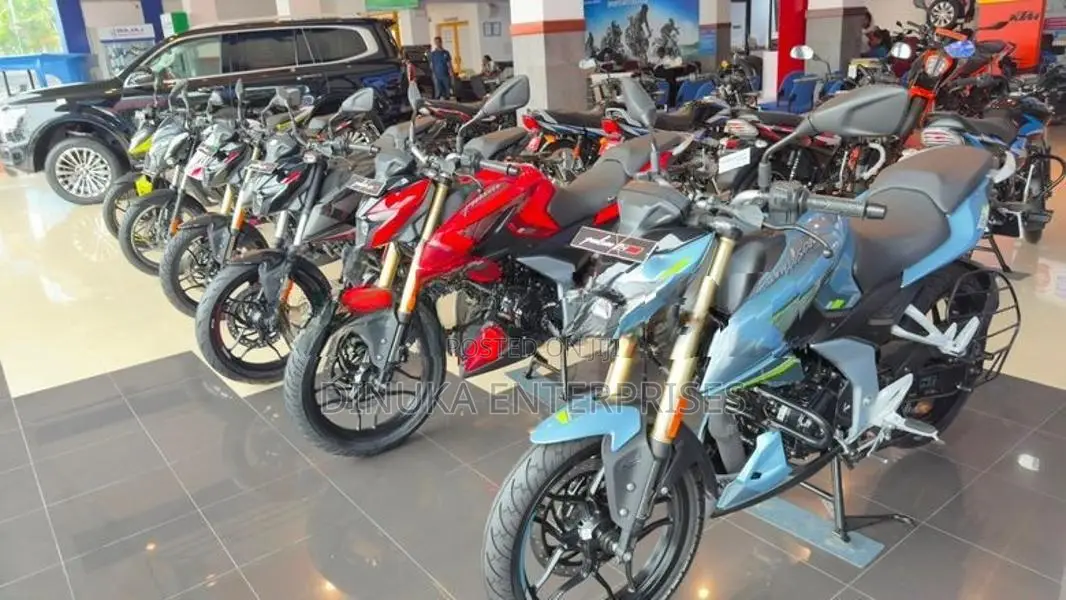 Bajaj Pulsar N160 premium 2026