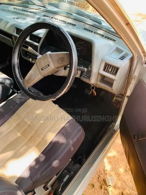 Nissan Sunny 1984