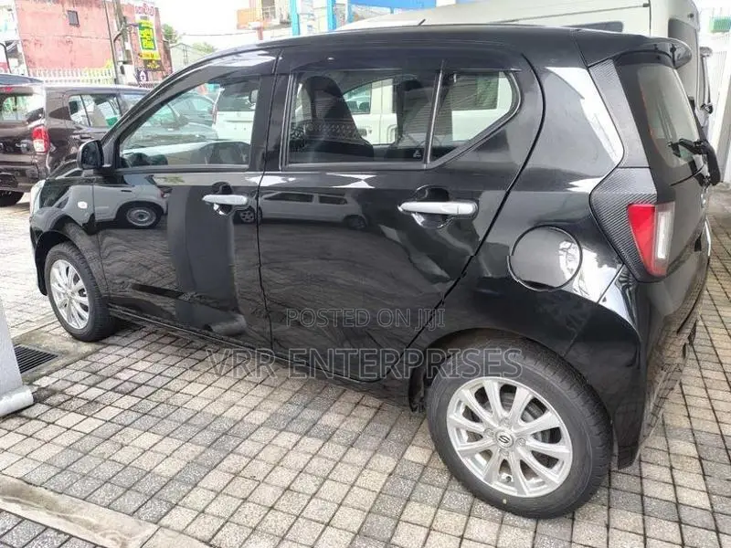 Daihatsu Mira 2024