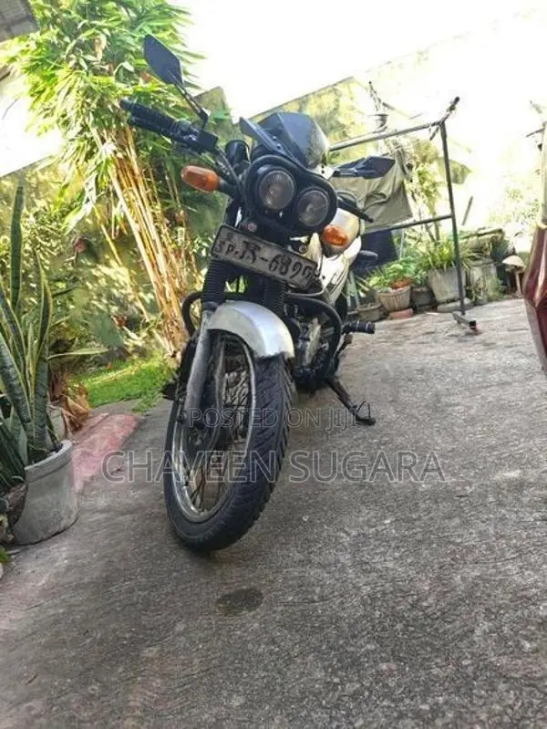 TVS Victor Gx 2004