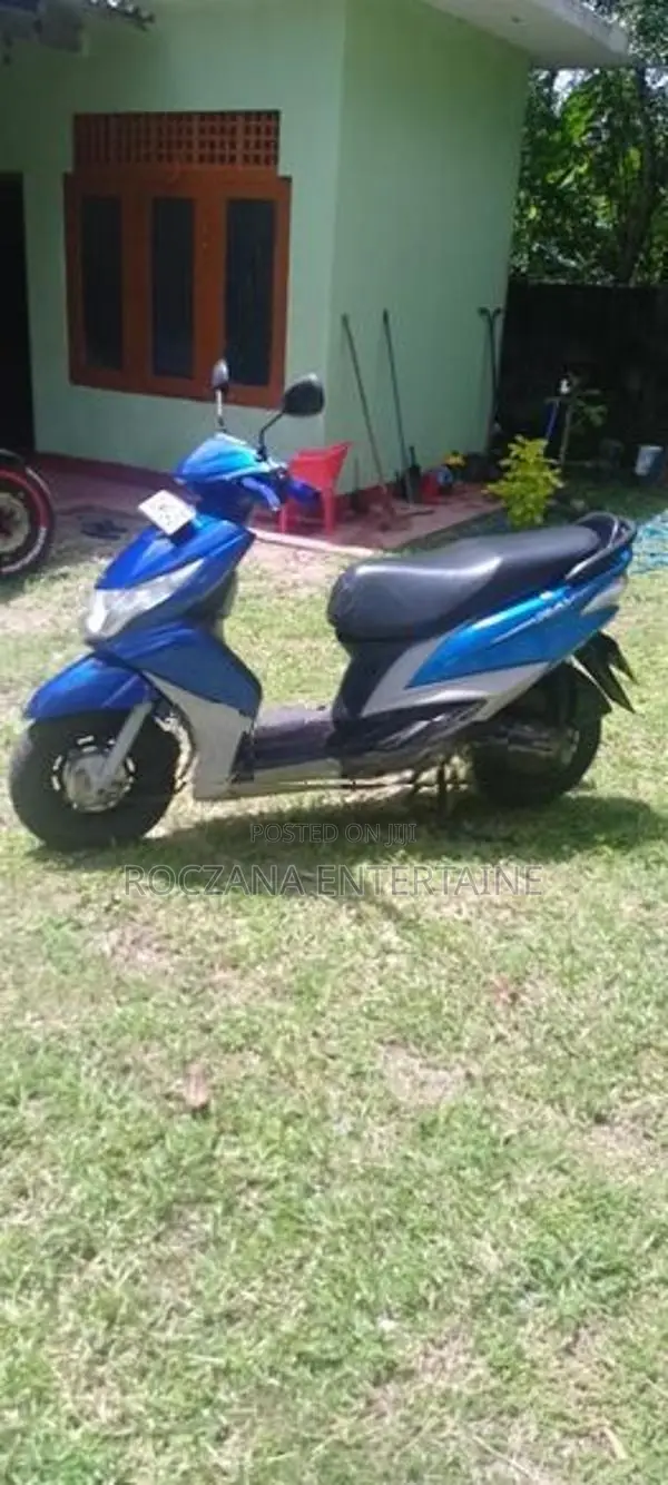Yamaha Ray ZR 2013