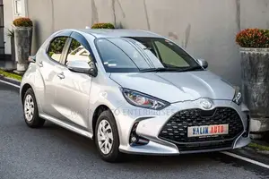 Toyota Yaris X-Grade Silver 2025