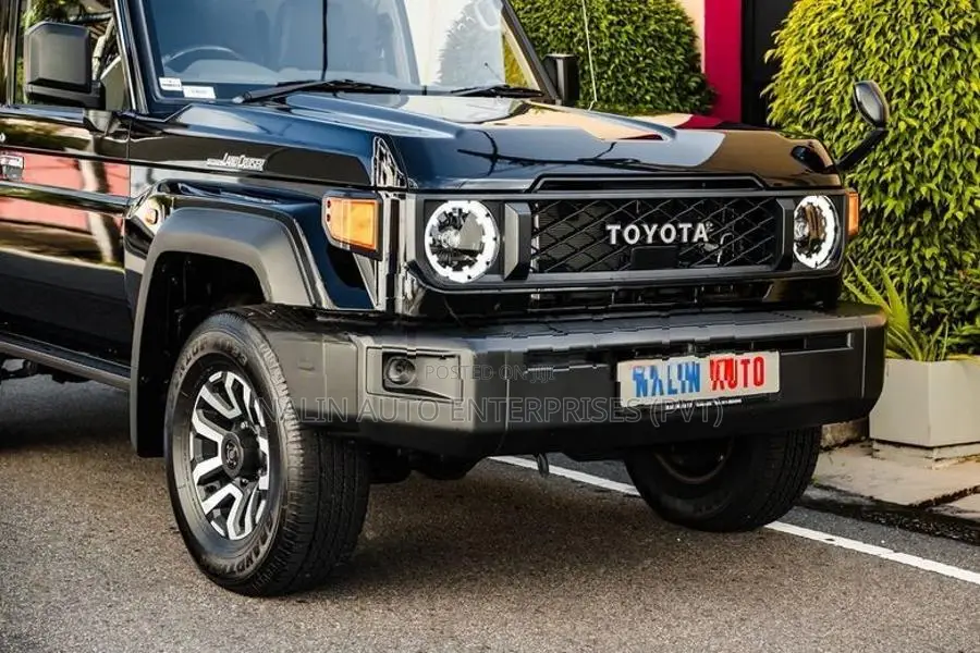 Toyota Land Cruiser LC 76 2025