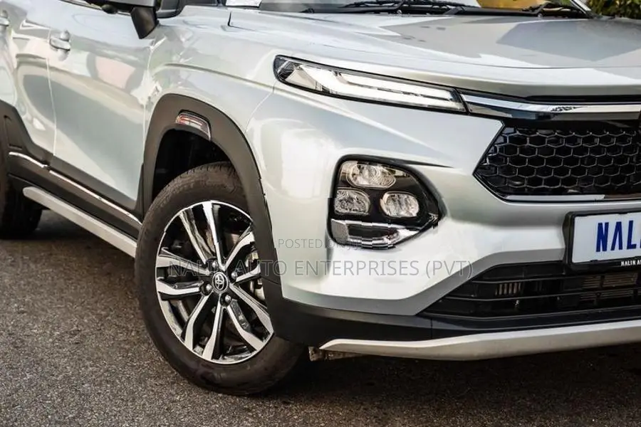 Toyota Taisor V Grade Silver 2026