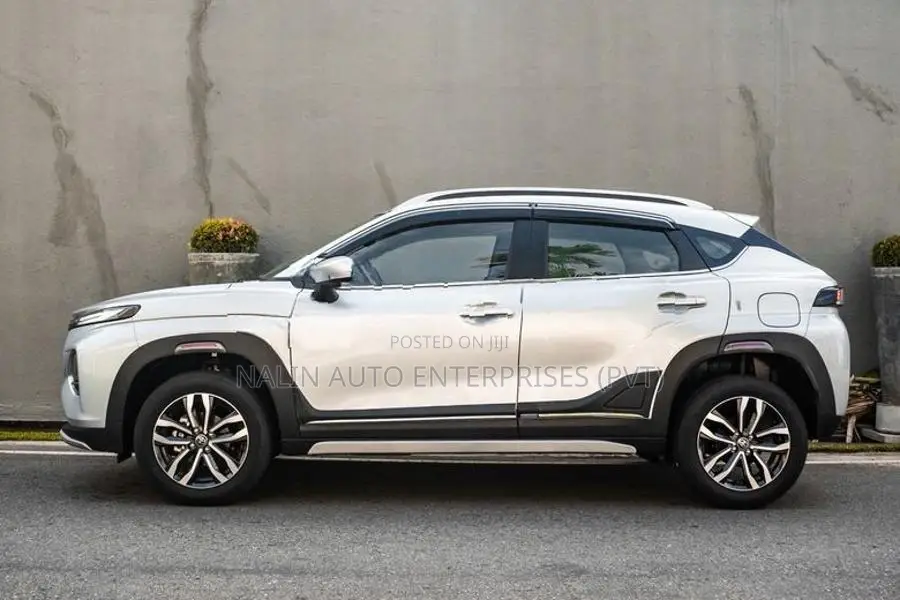 Toyota Taisor V Grade Silver 2026