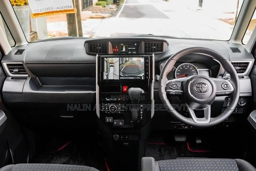 Toyota Roomy Custom-Gt Blue 2021