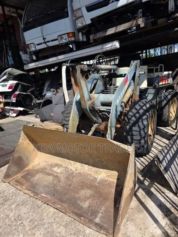 Mitsubishi WS200 Loader