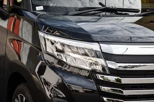 Toyota Roomy Custom-GT Black 2021