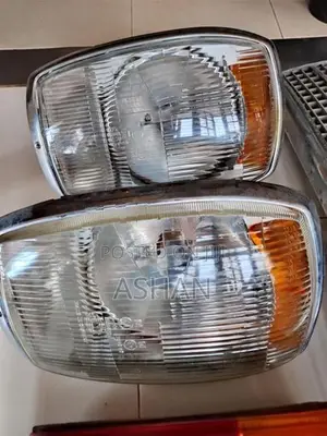 Mercedes Benz W115 Head Light