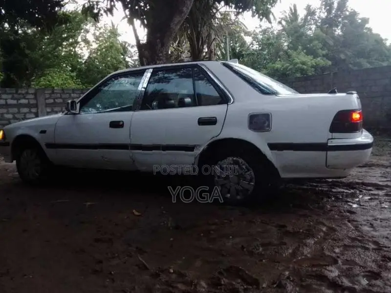 Toyota Corona 1991