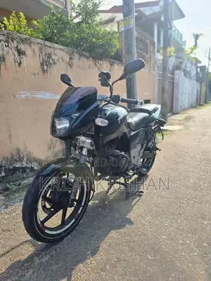 Bajaj Pulsar 180 2010