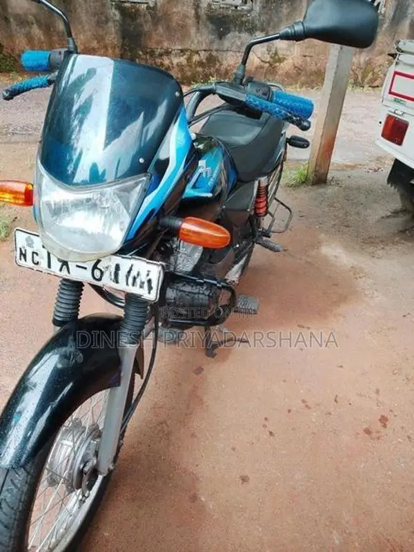 Bajaj Platina es 2008