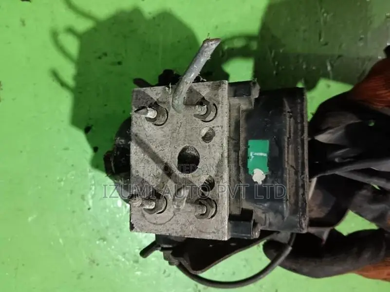 Nissan Cefiro A32 Abs unit