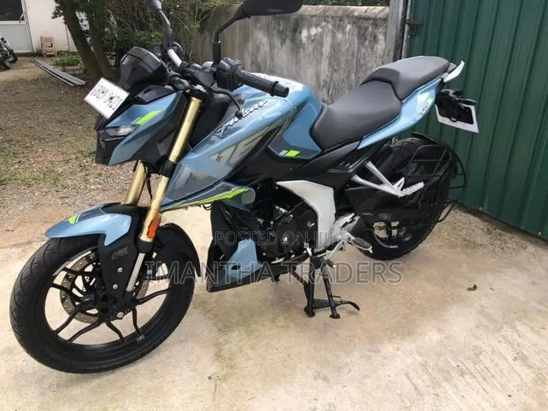Bajaj Pulsar N160 Premium 2026