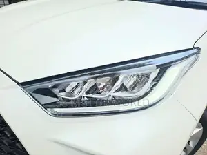 Toyota Yaris G LED 4WAY CAM BSM 2026