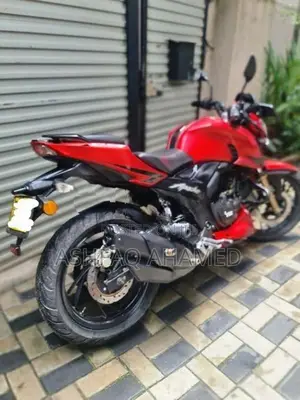 TVS Apache RTR200 2018