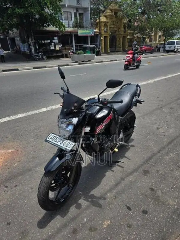 Yamaha FZS V1 2015