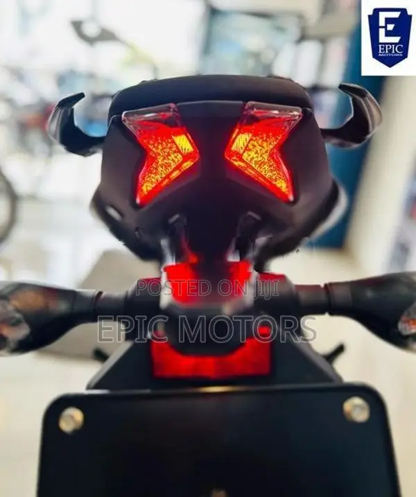 Bajaj Pulsar N160 Premium 2026