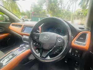 Honda Vezel 2014