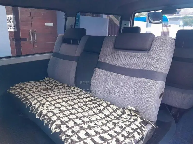 Nissan Vanette 1998
