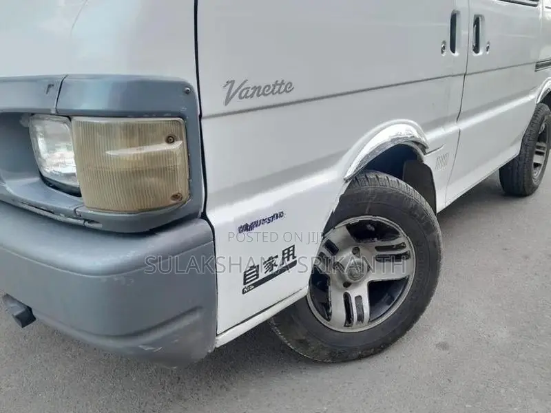 Nissan Vanette 1998