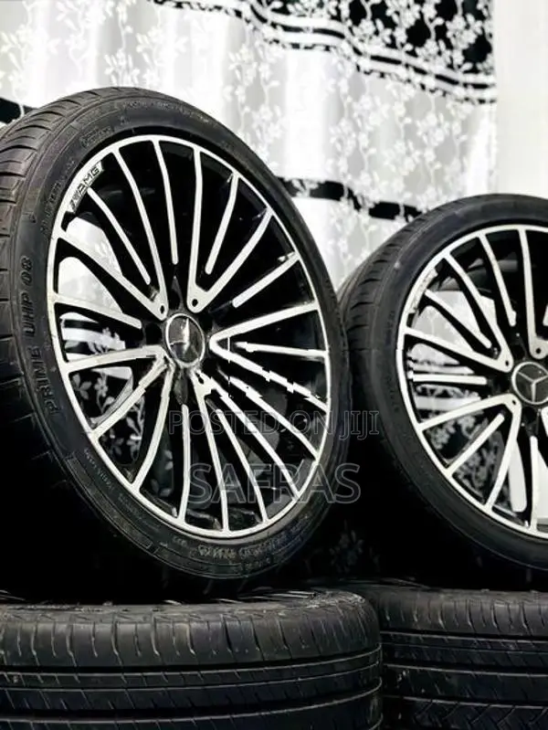 Mercedes Benz Alloy 19" Wheels with Tyres