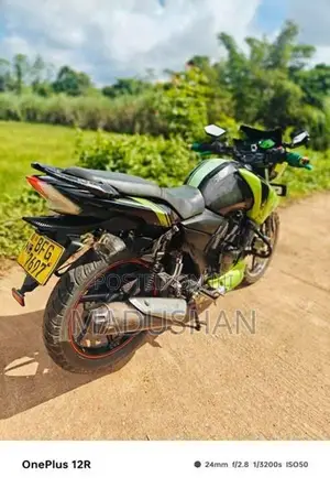 TVS Apache 2017