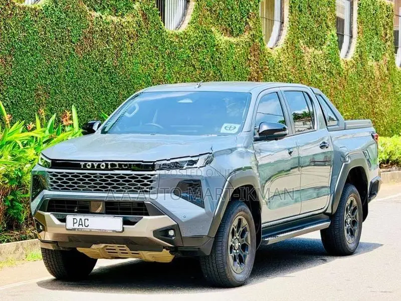 Toyota Hilux Trevo Over Land Plus 2025