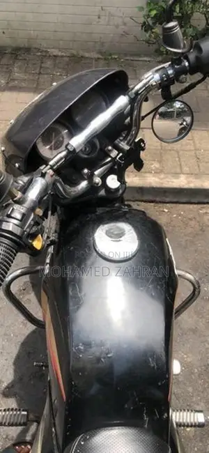 TVS Victor 2004