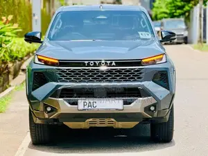 Toyota Hilux Trevo Over Land Plus 2025