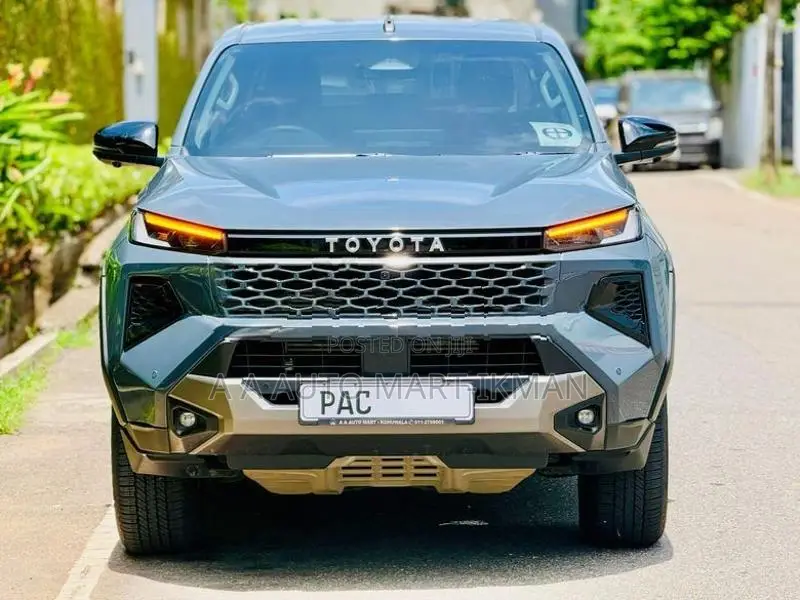 Toyota Hilux Trevo Over Land Plus 2025