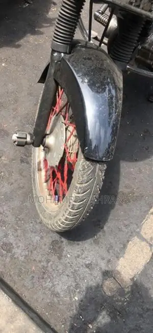 TVS Victor 2004