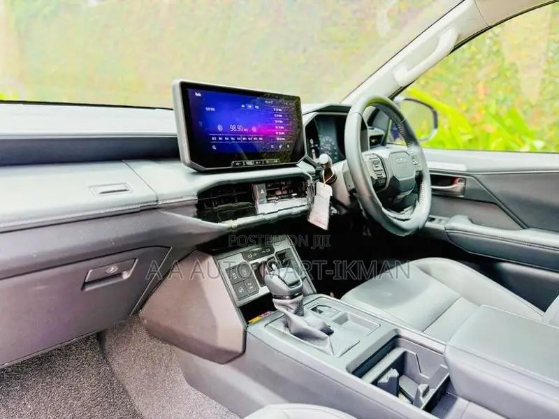Toyota Hilux Trevo Over Land Plus 2025