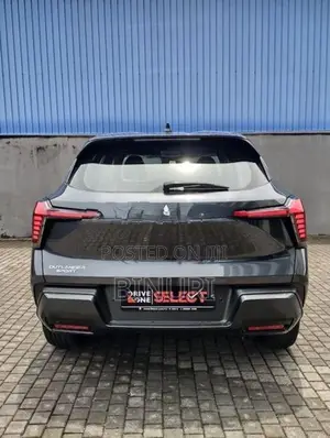 Mitsubishi Outlander 2025