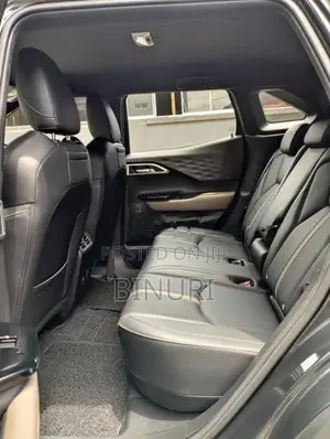 Mitsubishi Outlander 2025