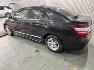Toyota Premio G Superior 2011