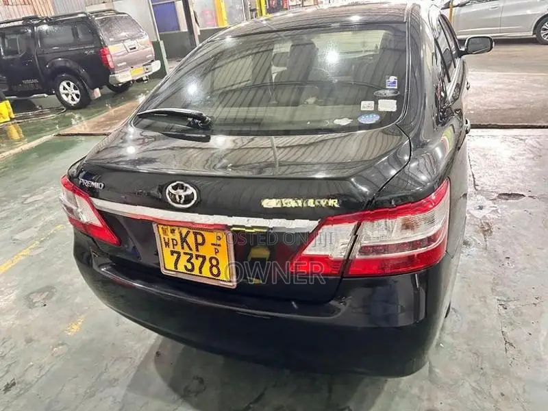 Toyota Premio G Superior 2011