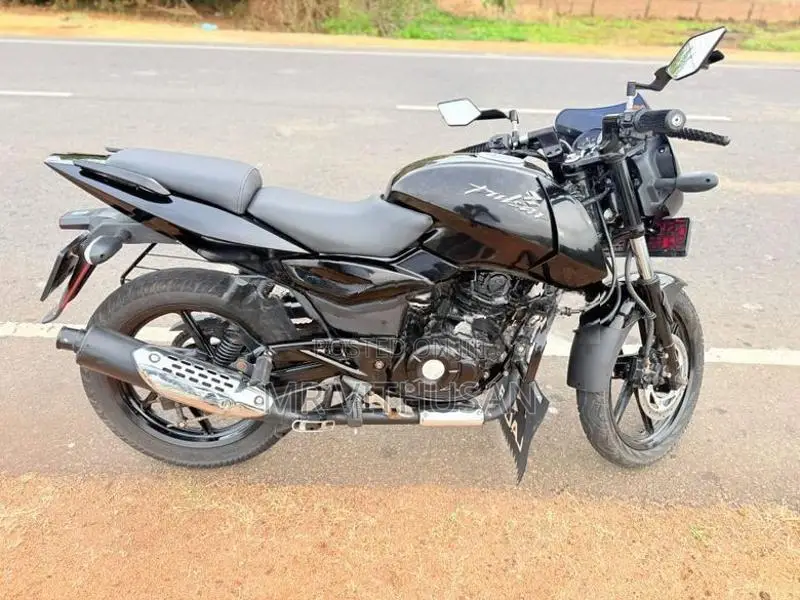 Bajaj Pulsar 180 pulser 2012