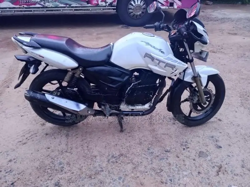 TVS Apache 2011
