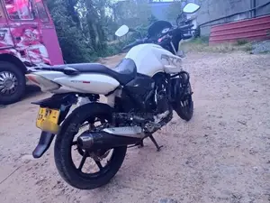 TVS Apache 2011