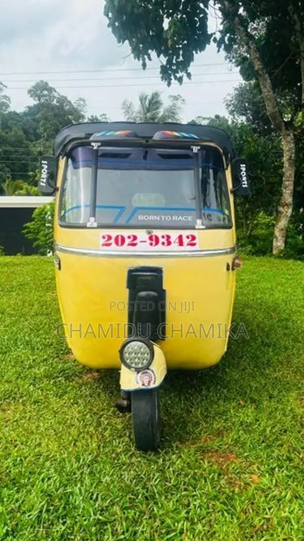 Bajaj RE 1997